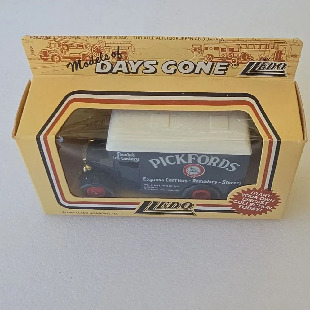 Lledo Days Gone ( Lot of 2)